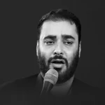 پلک‌های کبود خود وا کرد