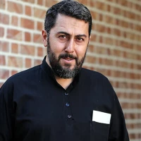 تصویر احمد بابایی - سر این حرف واژه ها دلخون