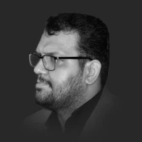علیرضا اسفندیاری