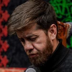 بامن از سینه‌ی زخمی شده‌اش حرف نزن