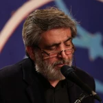 هر کس گره‌ای دارد رو بر این حرم آرد