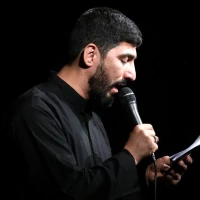 کسی صحن و مزارش خاکه