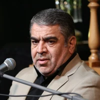 بسته راه چاره دید و گریه کرد