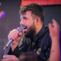 تصویر حسین ستوده - ماه و زمین بشه قربونت رقیه