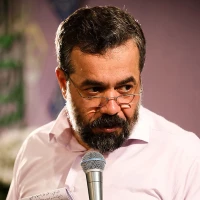 تصویر حاج محمود کریمی - بادبادک خورشید با موی فرشته