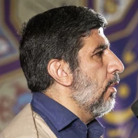 تو کریمه‌ای قلب تپنده‌ی قمی