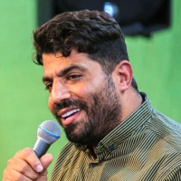 تصویر روح الله بهمنی - امشب ملائک، حیرون و مستاند
