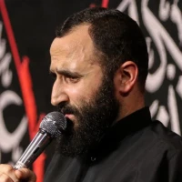 تصویر محمد امینی - دم در باب الجواد قبل از ورود به حرم
