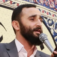 دنیا سیاه بود که نوری بلند شد