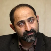 گل نرجس آبروی دو عالم