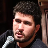 تصویر امین شادکام - جلس علی التراب
