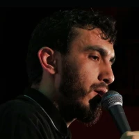 تصویر مهدی رسولی - آن در آتش گرفته پنجره فولاد شد