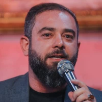 تصویر حسین فروغی - خزان زدست ولی همچنان بهار من است