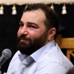 بر چهره ی دلربای حیدر صلوات