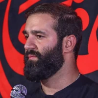بین گودال رفته از حال