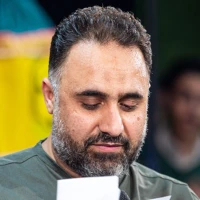 همای سعادت رو شونه‌ی مولاست