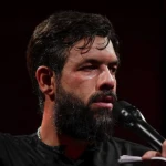 خواهم ببوسم حنجرش، ترسم جدا گردد سرش